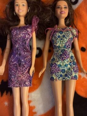 Barbie Dolls Set Of 2